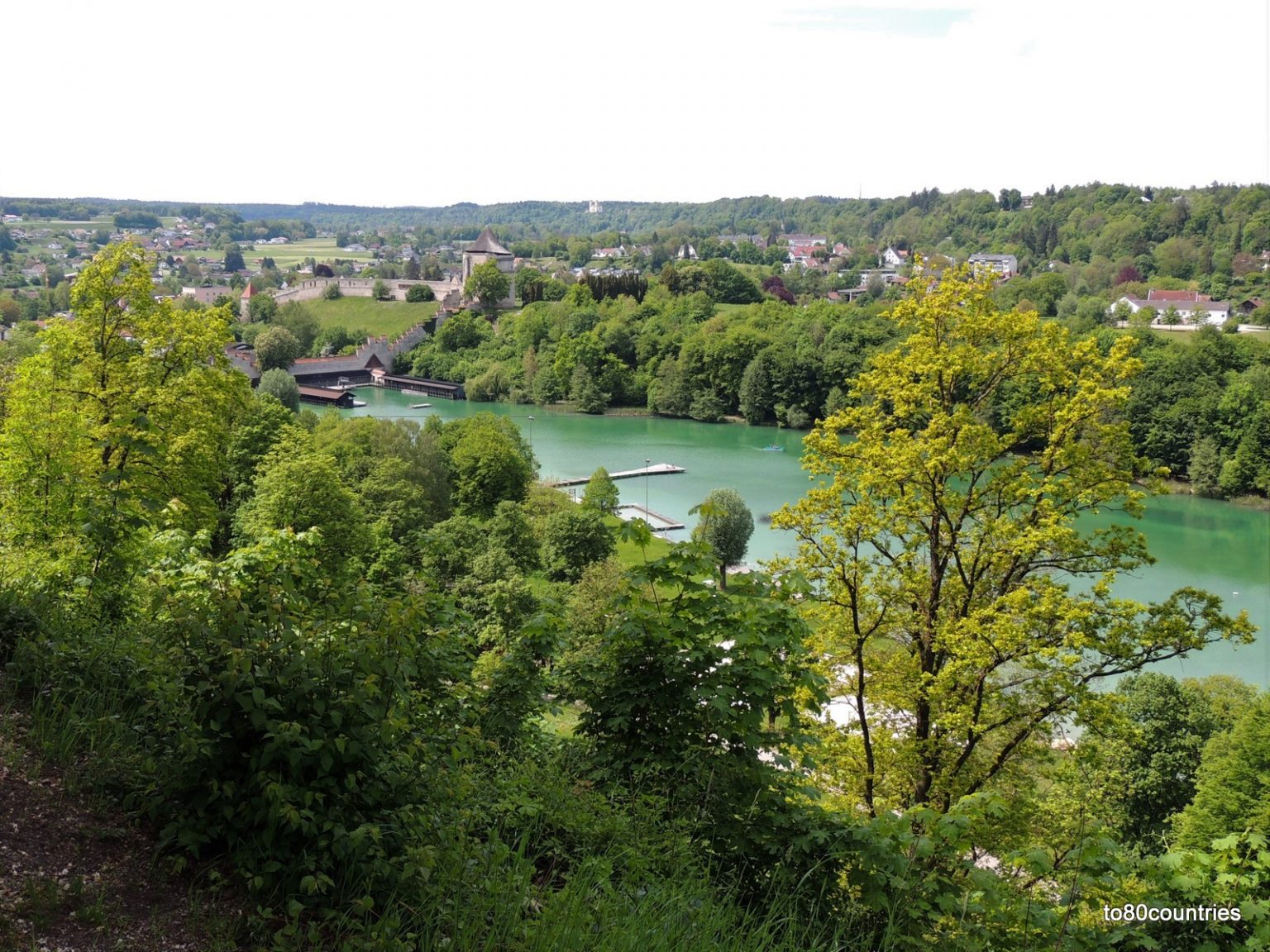 Burghausen mit der längsten mittelalterlichen Festung to eighty countries