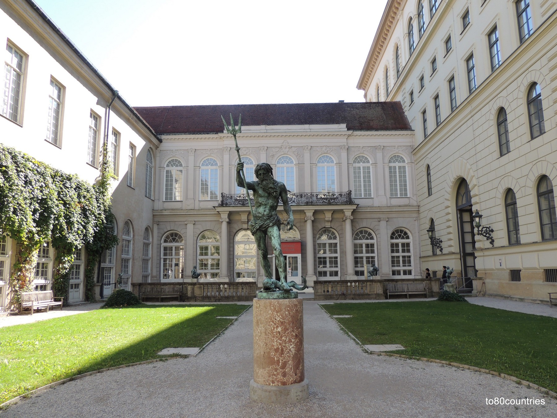 Königsbauhof - München - Neue Residenz