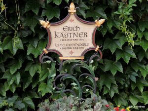 Grab von Erich Kästner auf dem Bogenhauser Friedhof