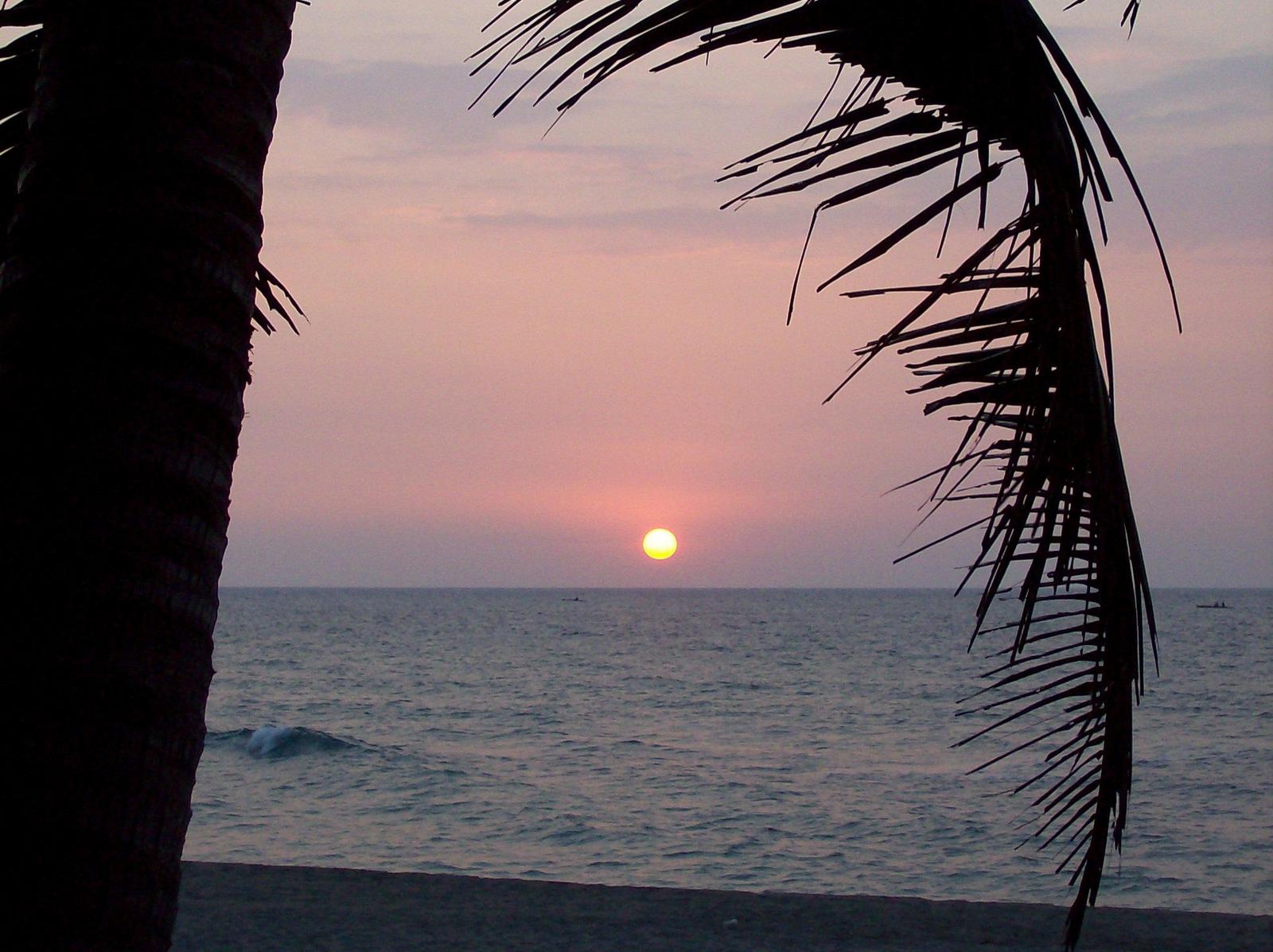 Sunset German Beach Resort - Luzon