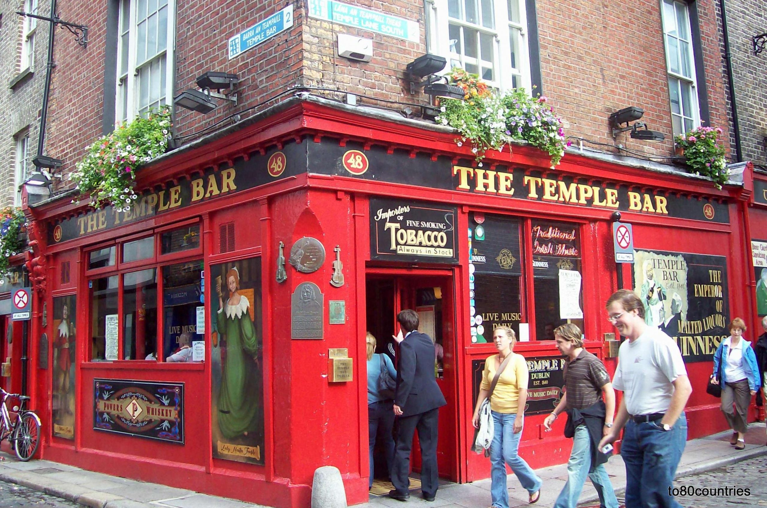 Temple Bar Pub Dublin