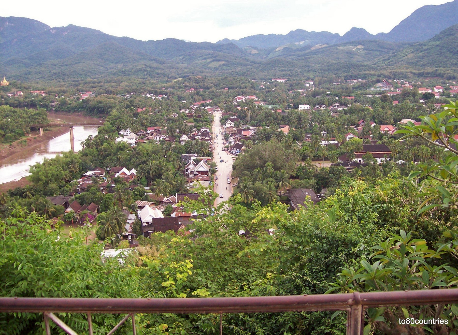 Ausblick vom Hügel Phou Si auf Luang Prabang