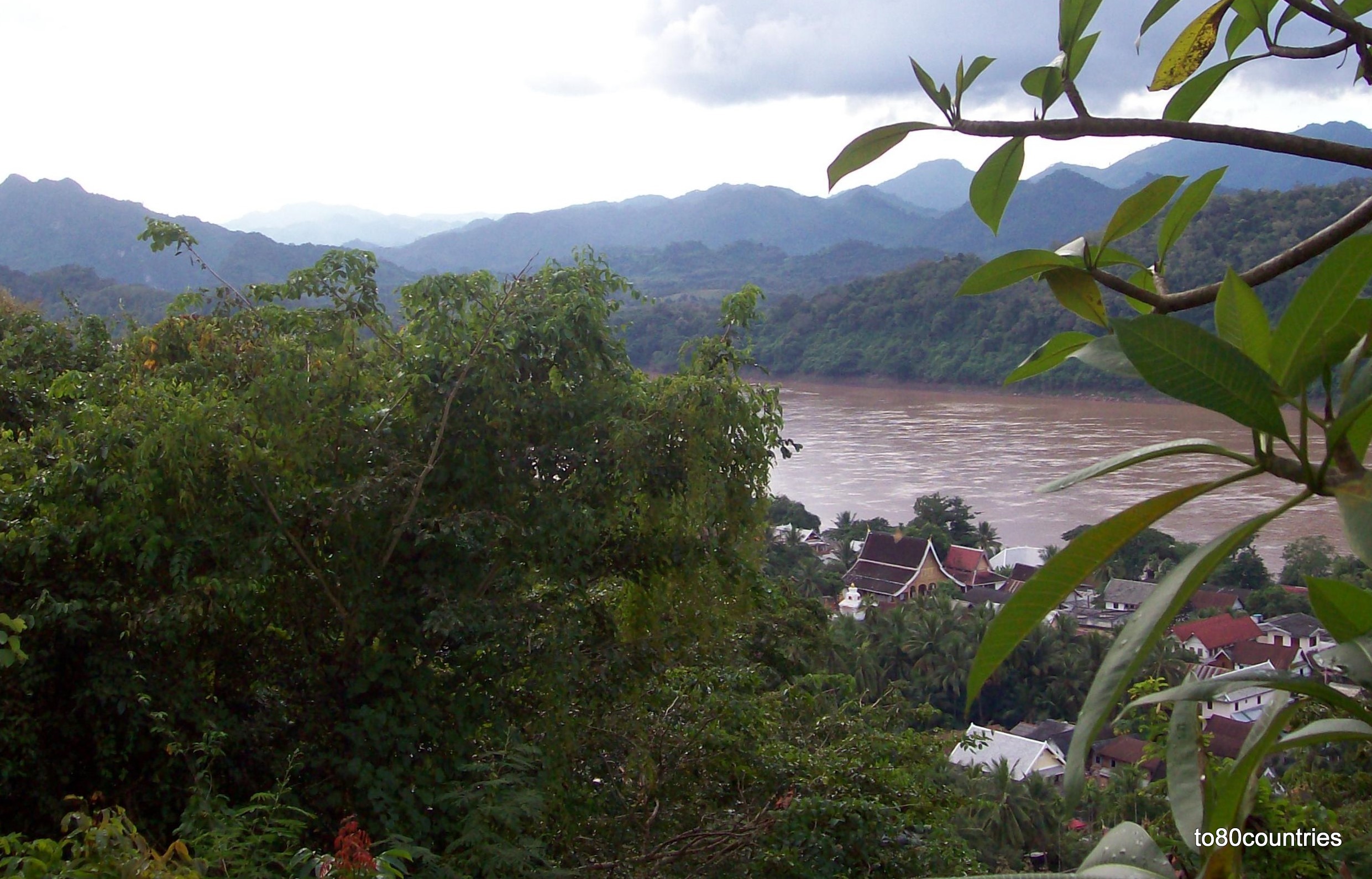 Ausblick vom Hügel Phou Si auf den Mekong - Laos