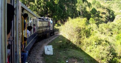 Mit der Schmalspurbahn ins Himalaya-Vorgebirge