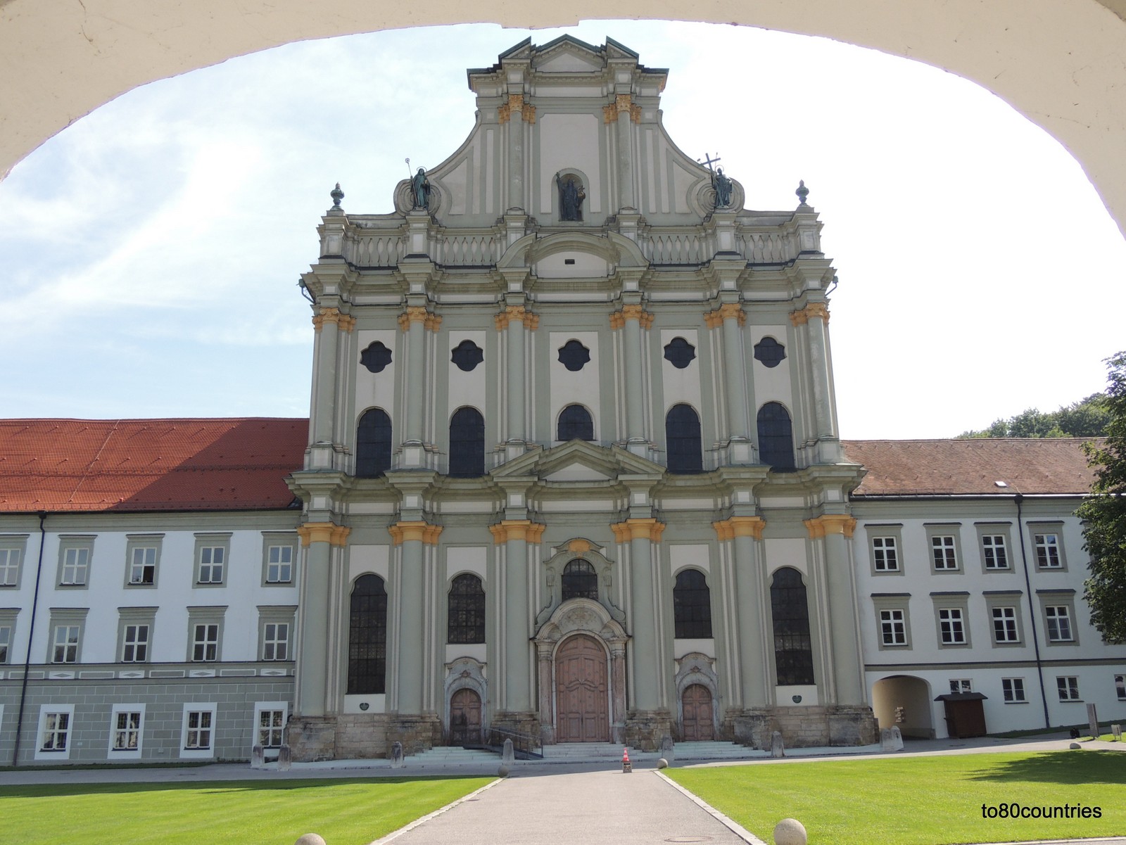 Fürstenfeld - Fassade der Klosterkirche
