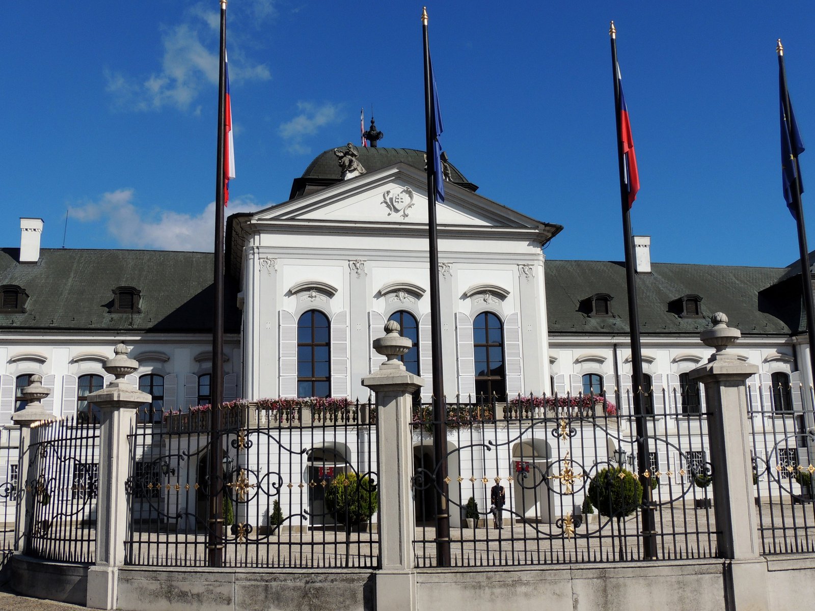 Palais Grassalkovich, Präsidentenpalast 