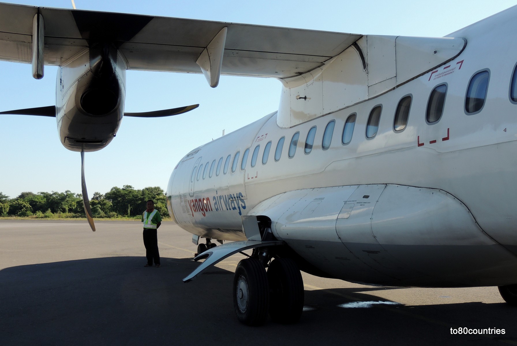 Yangon Airways ATR 72