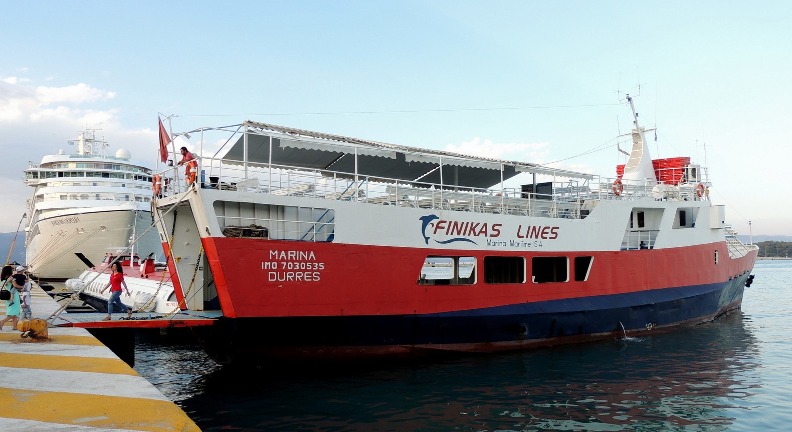 Finikas Lines - Fähre Korfu - Saranda
