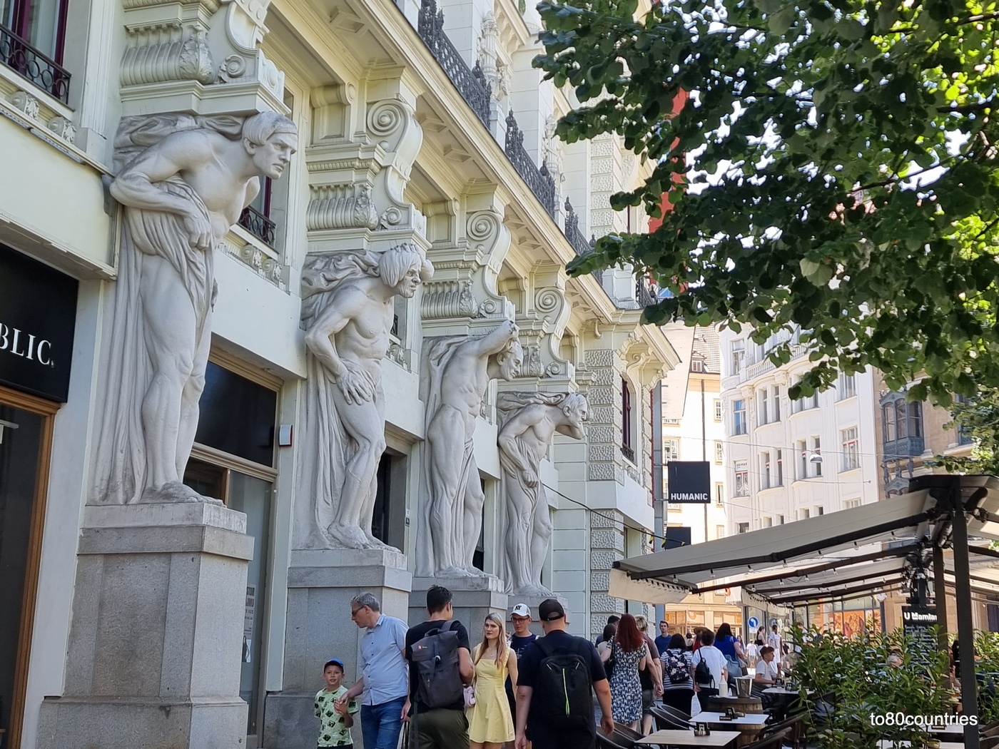 Haus mit den vier Atlanten - Brünn