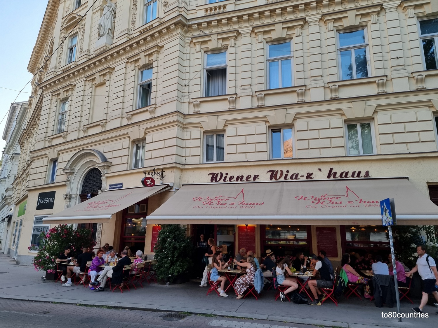 "WIENER WIA-Z`HAUS"