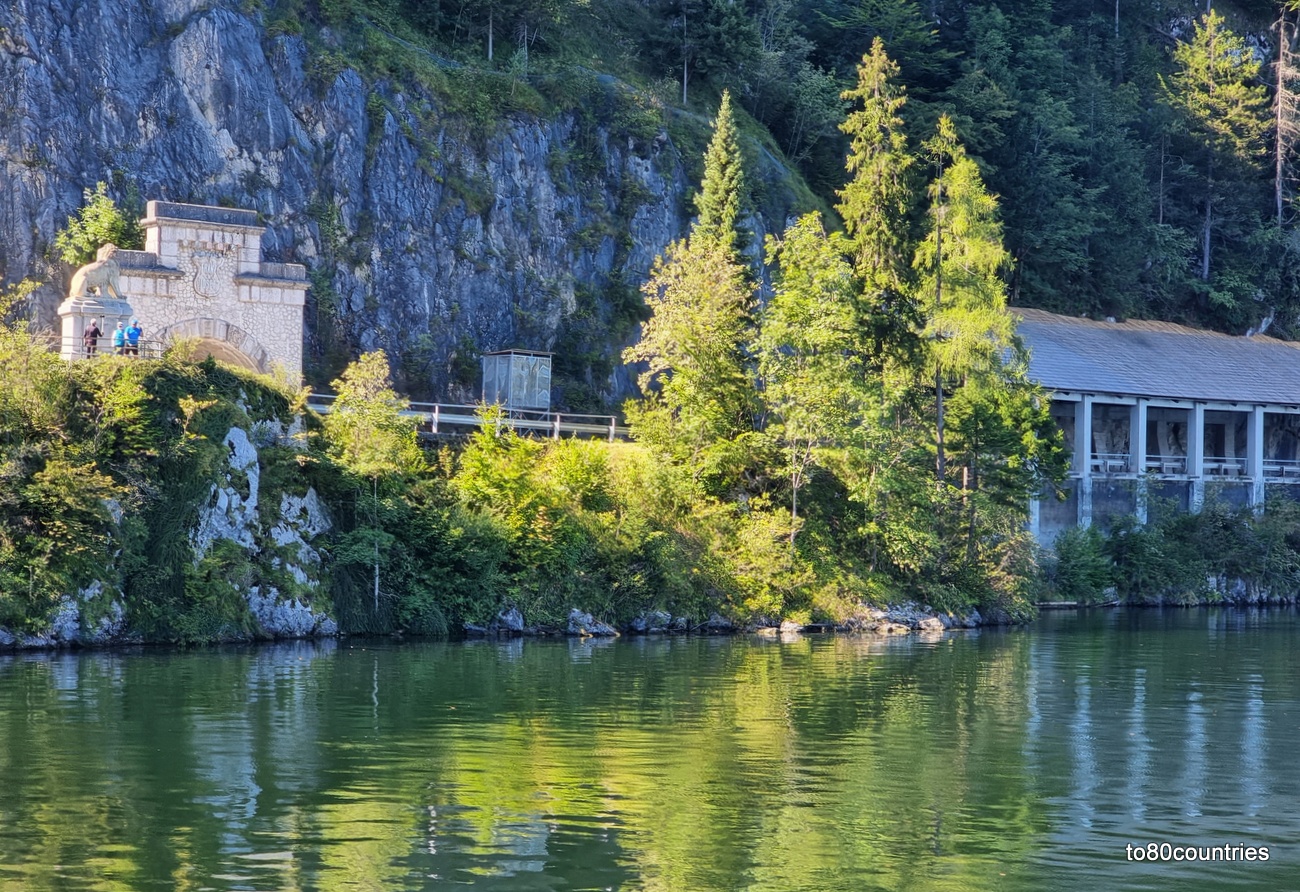 Löwendenkmal am Traunsee - Salzkammergut