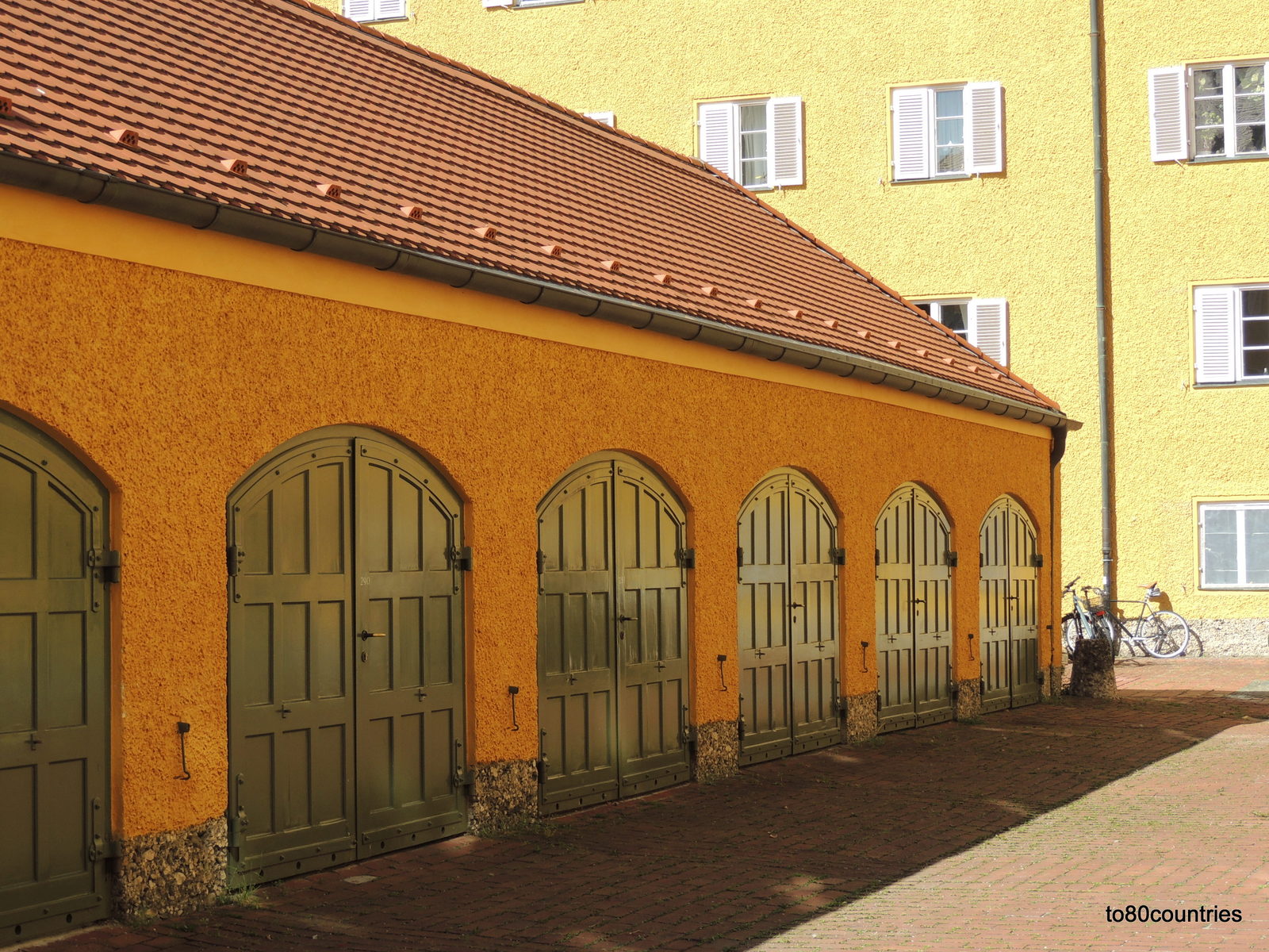 Garagen im Hinterhof - Voitstraße Borstei